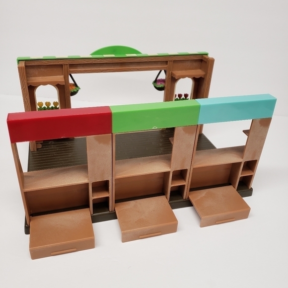 Lil Woodzeez Farmers Market Playset Toy - Picture 2 of 7